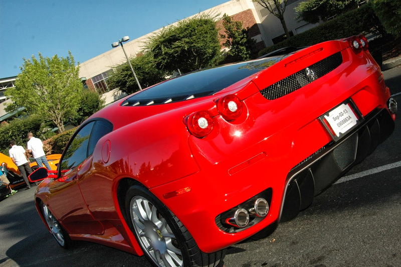 Illustration for article titled Exotics at Redmond Town Center - Pictures and Video